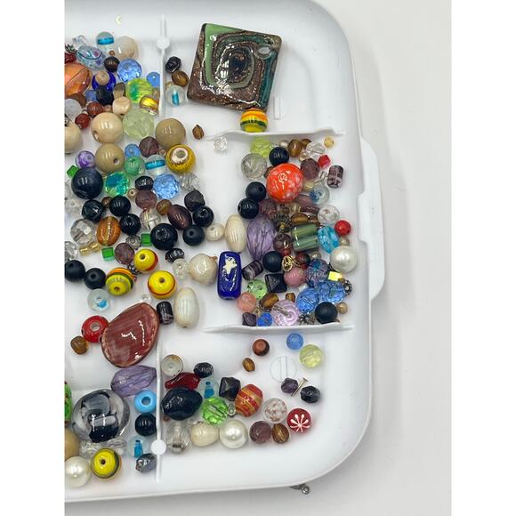 One Pound Mix of Assorted All Glass Beads for Jewelry Making, Craft  LOT #6 - Picture 6 of 7
